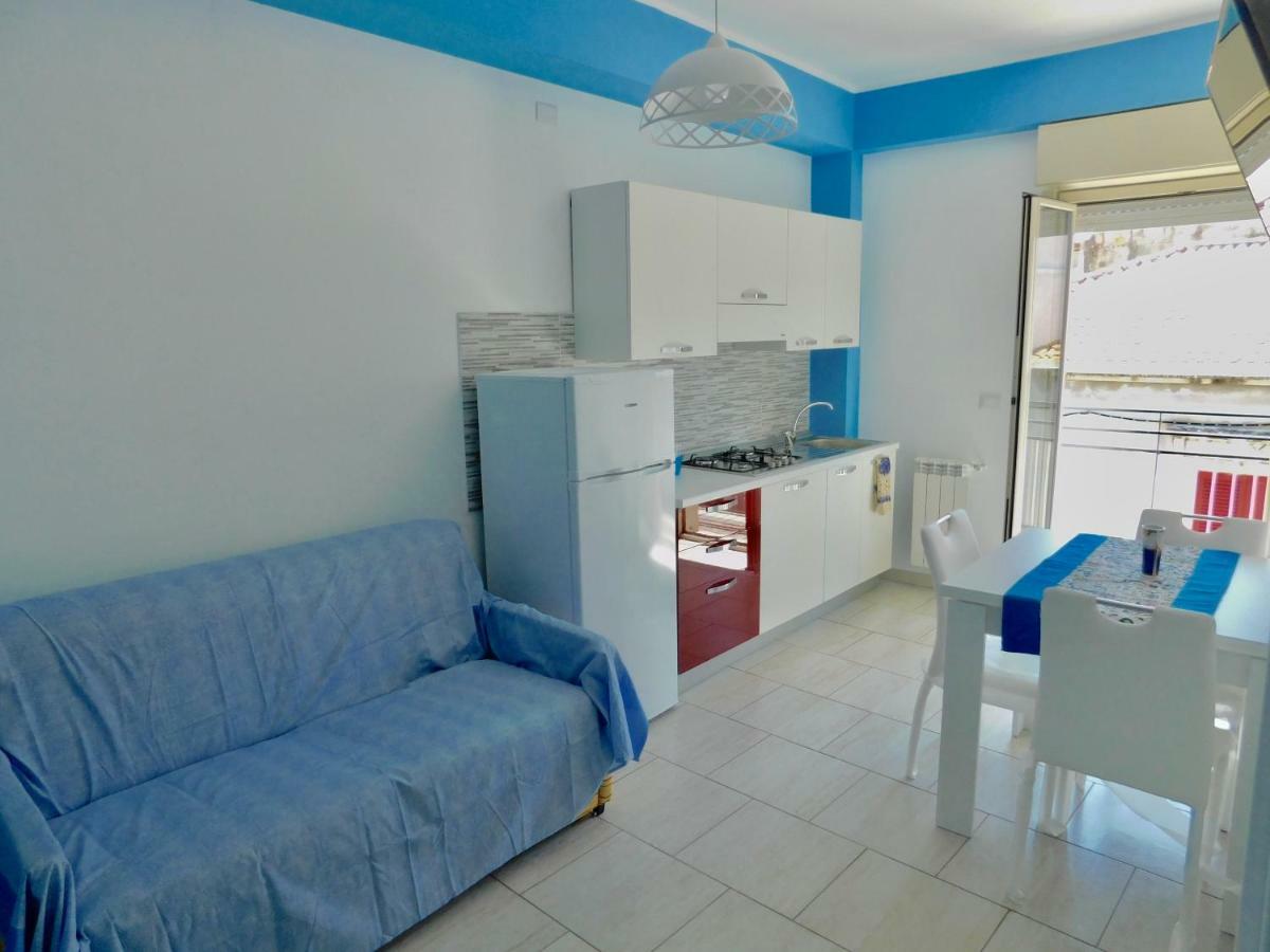 Vanilla Apartments Giardini Naxos Bagian luar foto
